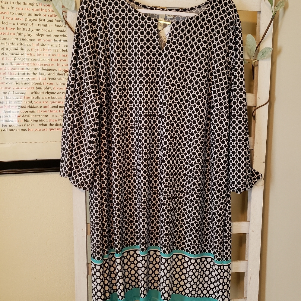 NWT Mod 3/4 Sleeve Dress with Blue Accent